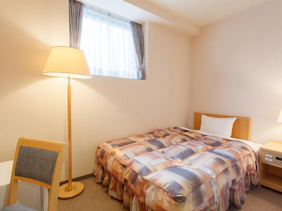 Отель Osaka Academia Экстерьер фото