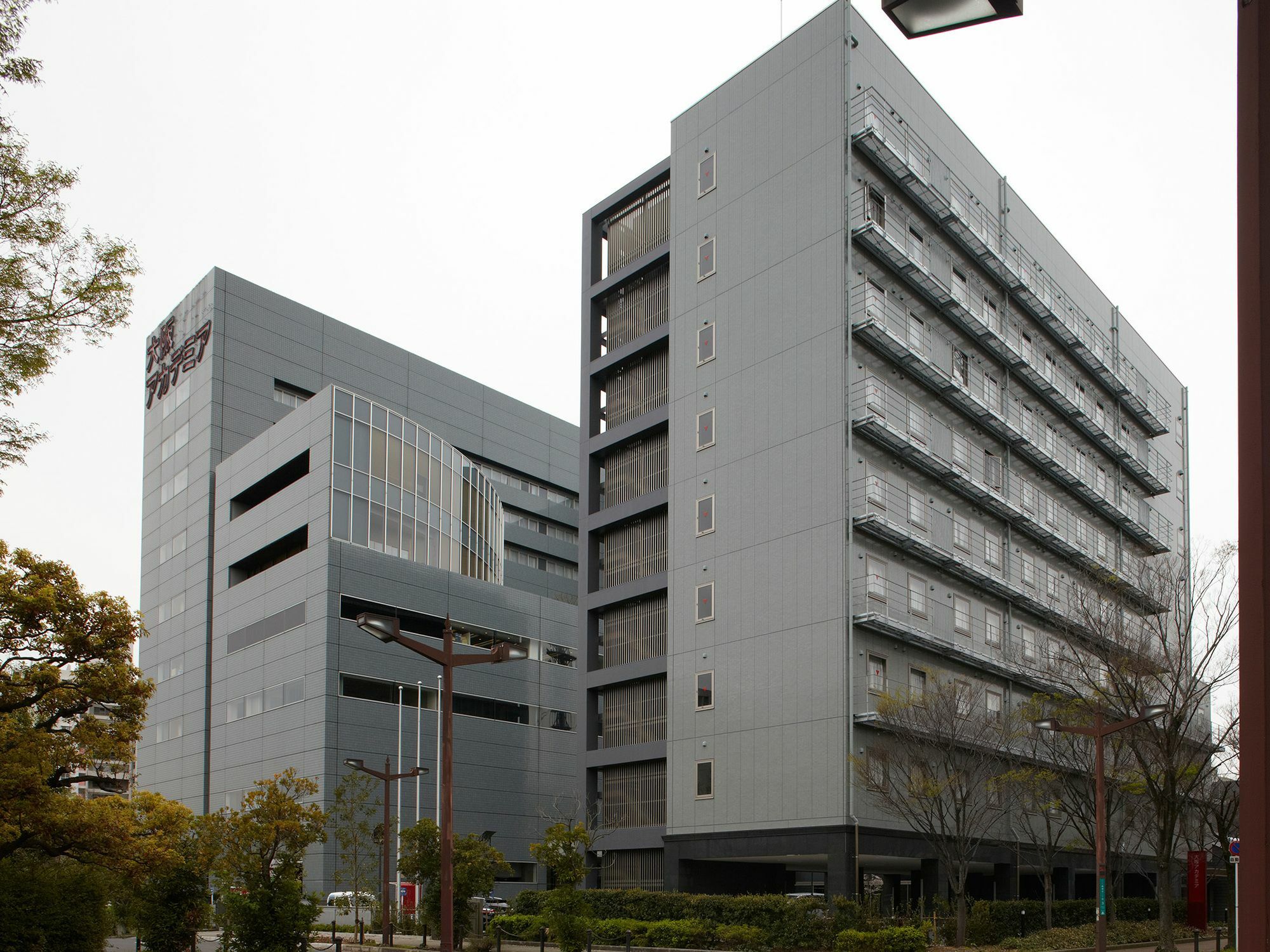 Отель Osaka Academia Экстерьер фото