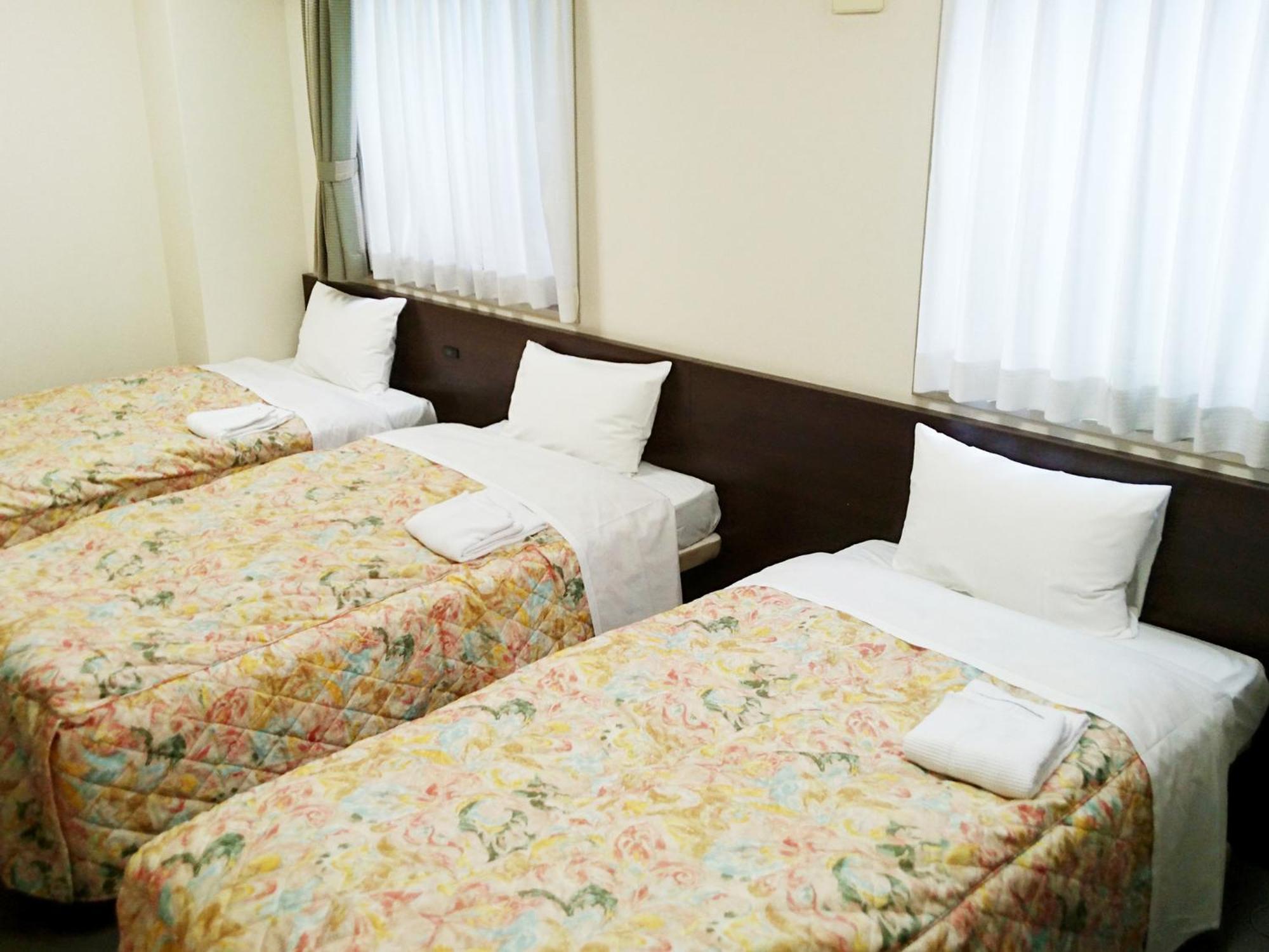 Отель Osaka Academia Экстерьер фото